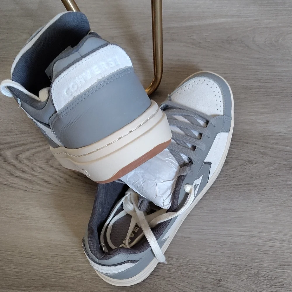 🆕Converse All Star Leather Suede Low Tops Gray/White Unisex Sz 11/Men9.5 NWT